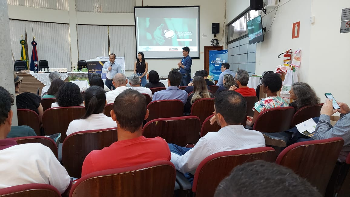 Imagem 4 da notícia: Câmara recebe Circuito Mineiro de Oportunidades e Negócios