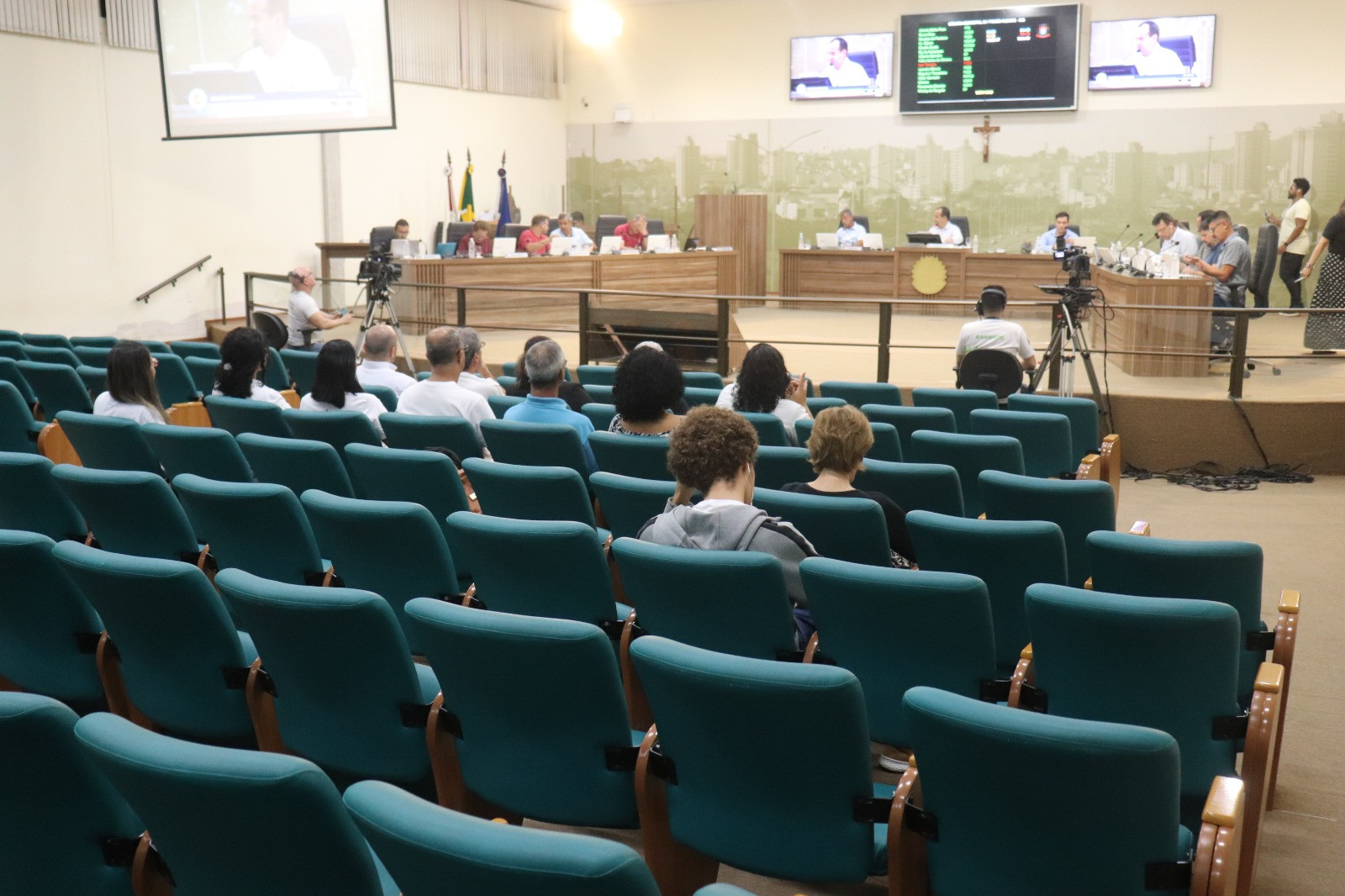 Imagem 1 da notícia: Câmara de Vereadores terá Sessão Extraordinária nesta quarta-feira (06)