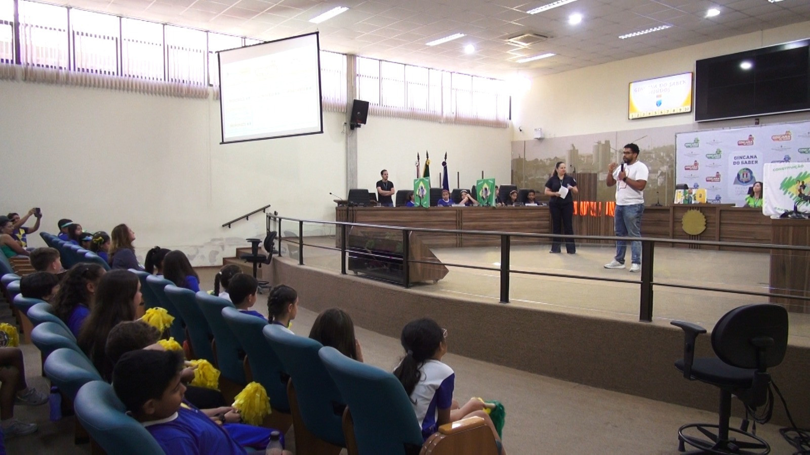Imagem 1 da notícia: Câmara realiza segundo dia da fase classificatória da Gincana do Saber dos Miúdos de 2023 da Escola do Legislativo