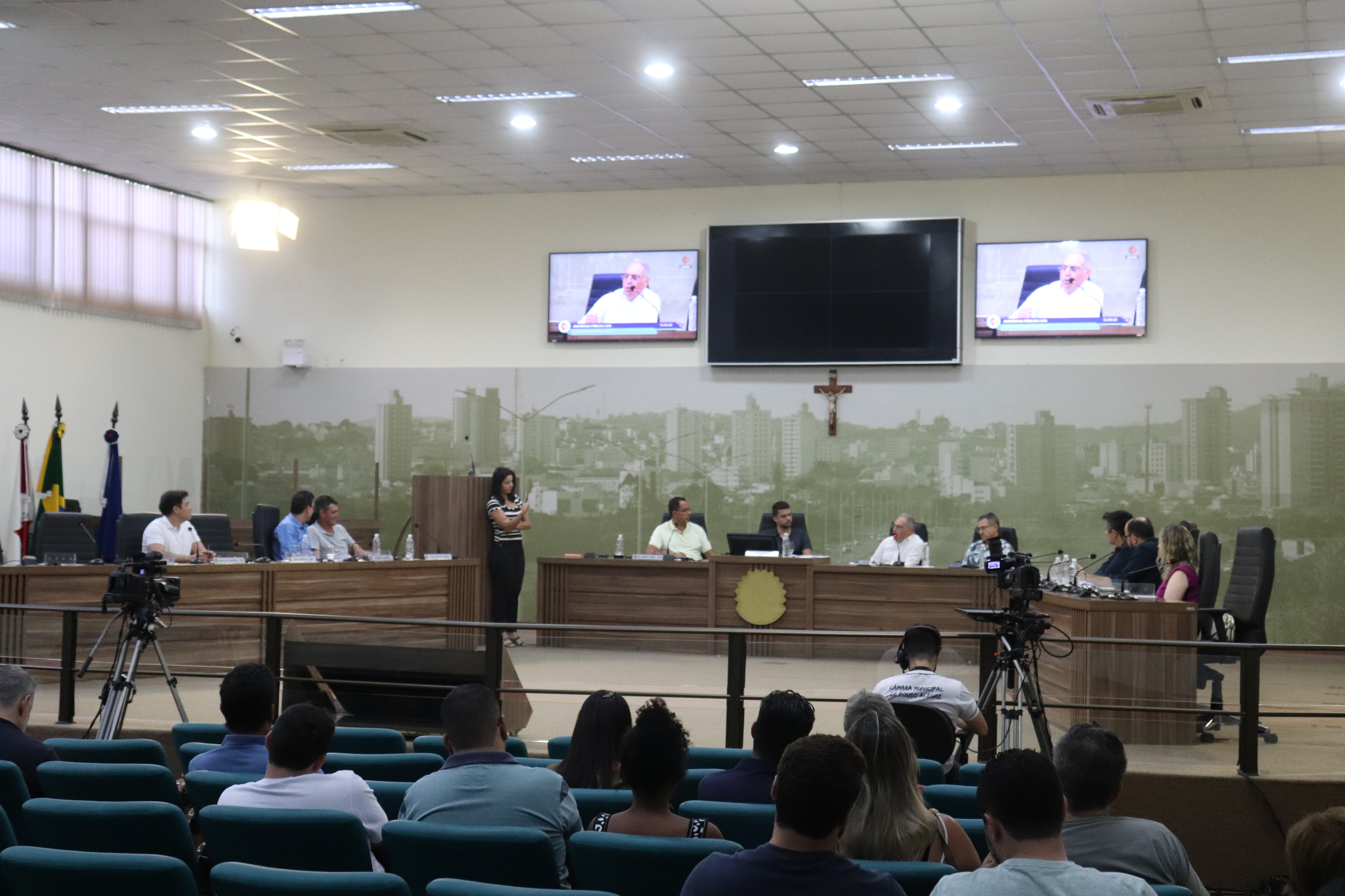 Imagem 1 da notícia: Vereadores acompanham apresentação da Lei Orçamentária anual