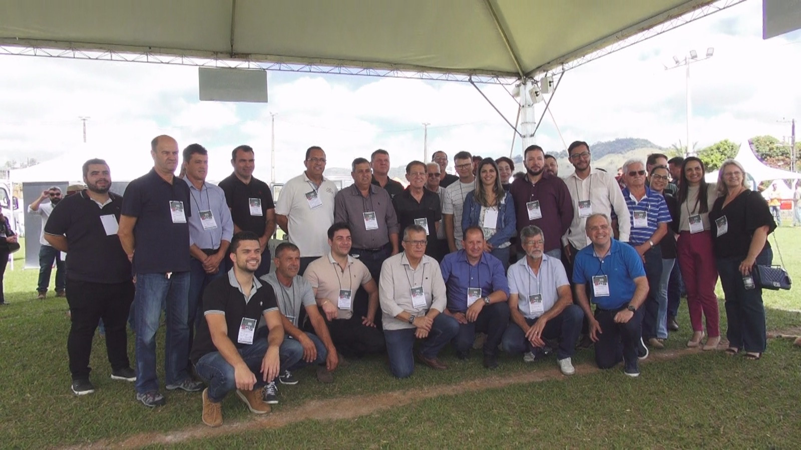 Imagem 1 da notícia: Vereadores participam da cerimônia de abertura da FETEC Pantano