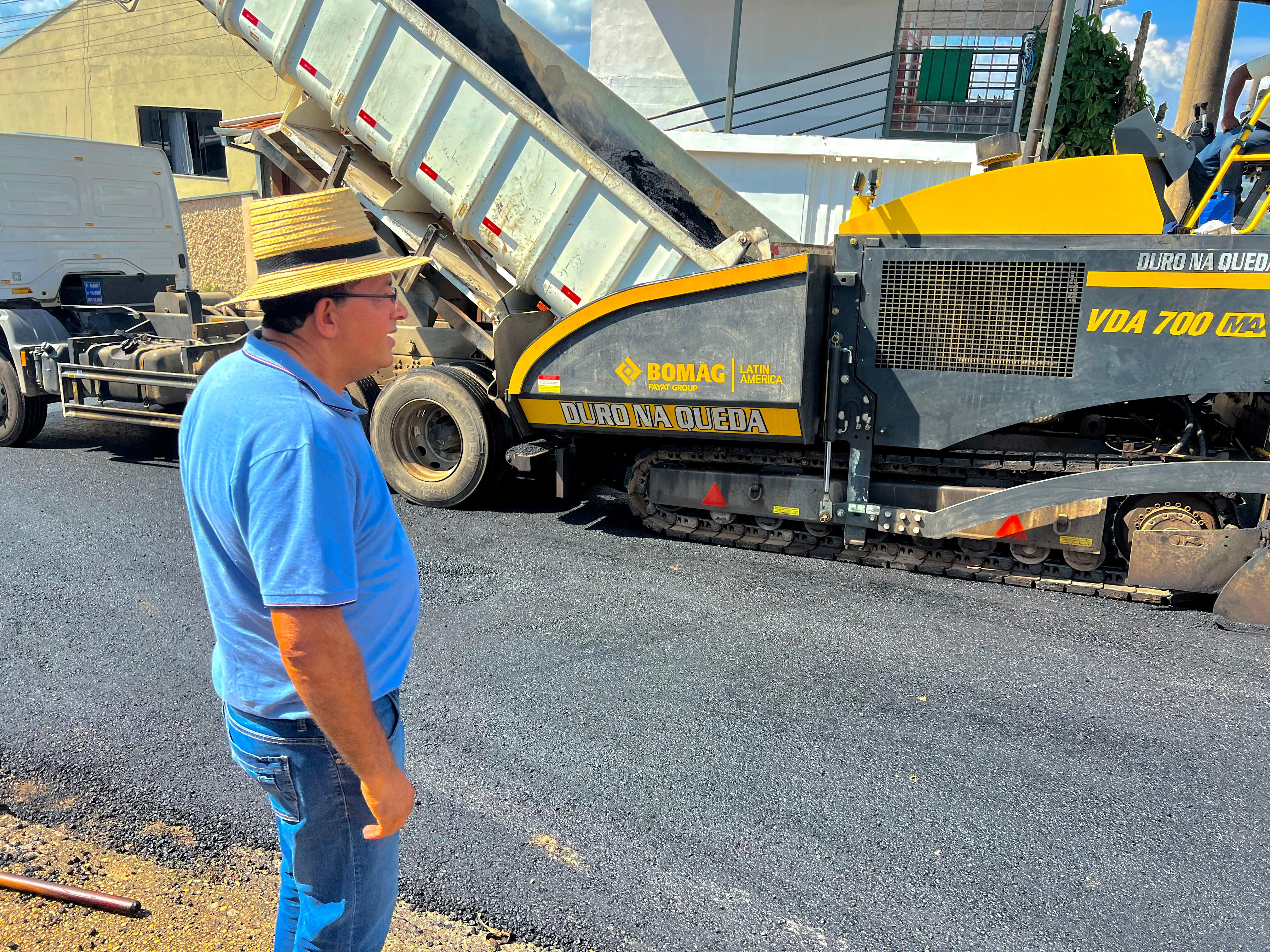 Imagem 1 da notícia: Obras de Pavimentação Transformam Bairro Cidade Jardim sob Fiscalização do Vereador