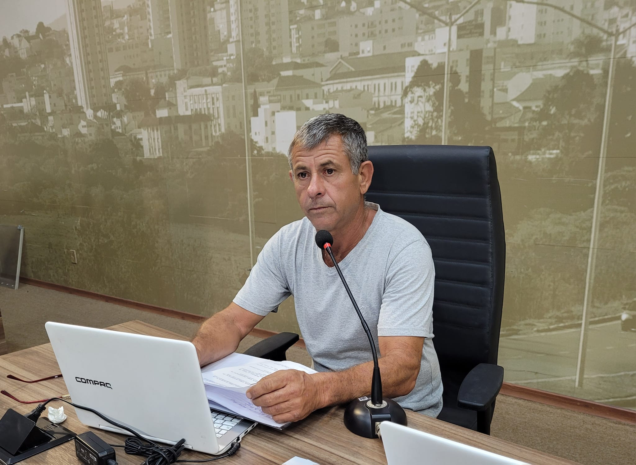 Imagem 1 da notícia: Via do Jardim das Nações recebe o nome de Flávio José de Oliveira Florencio