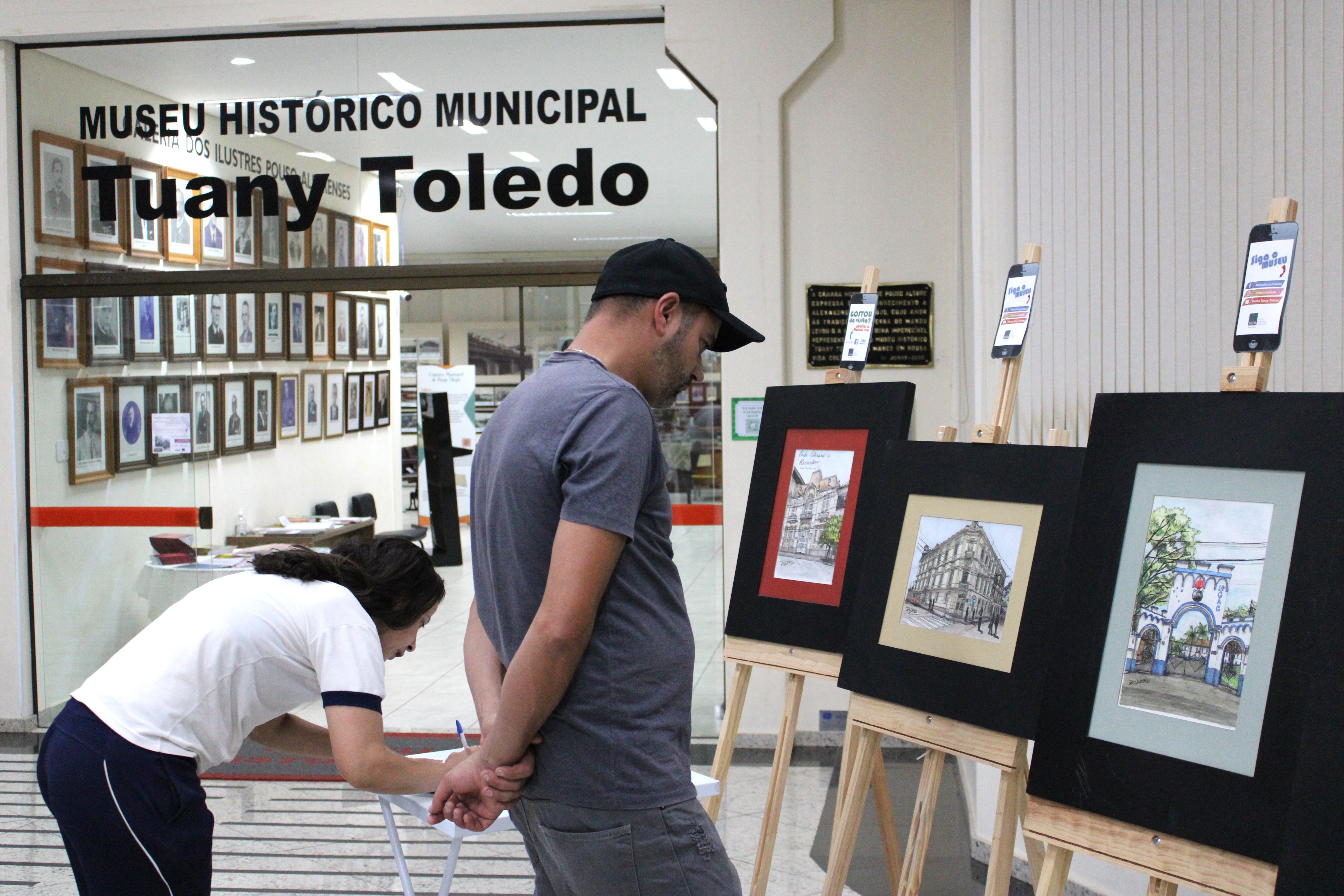 Imagem 1 da notícia: Museu realiza abertura de exposição sobre o patrimônio histórico da cidade