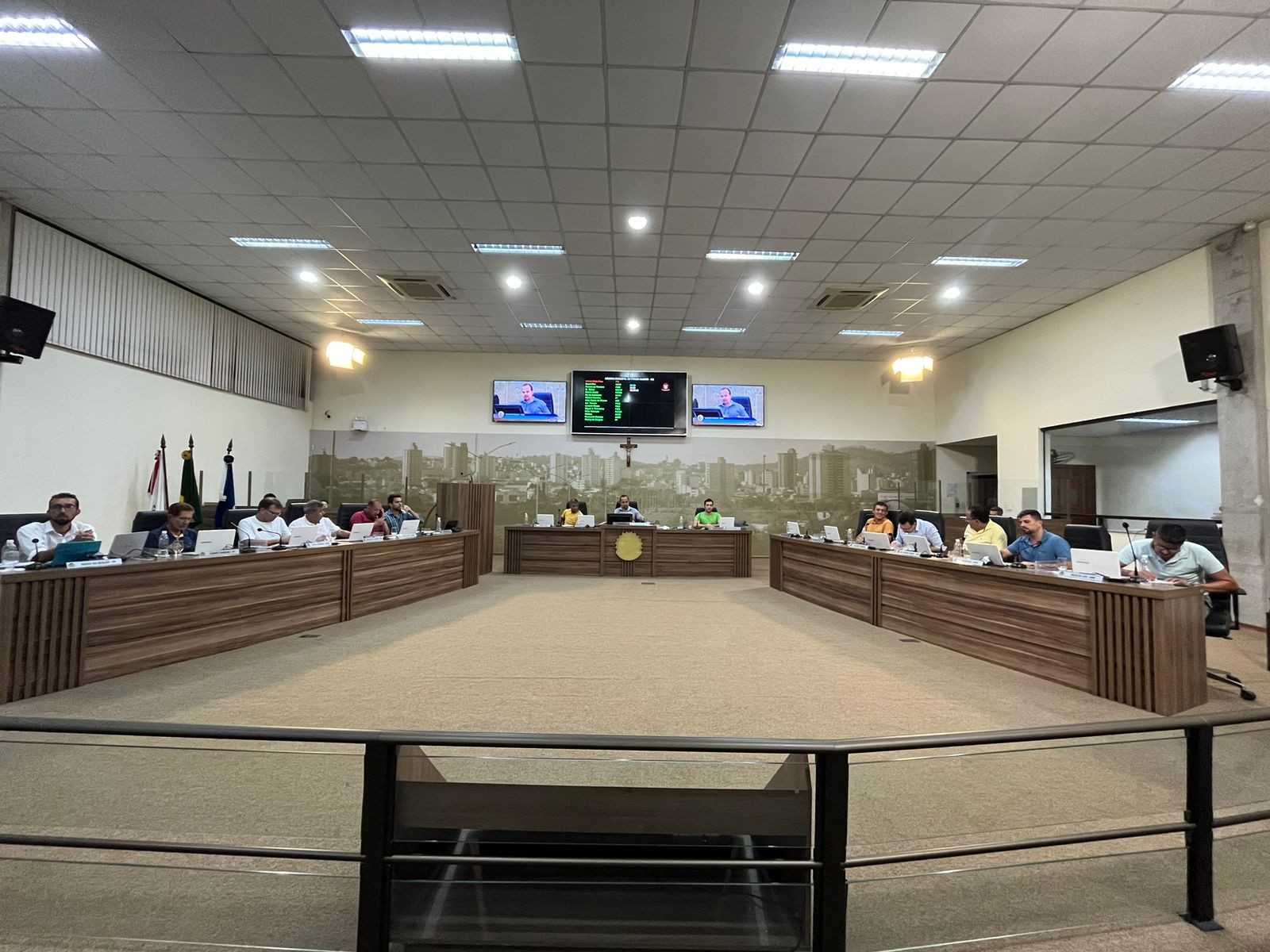 Imagem 1 da notícia: Câmara de Vereadores aprova em 1º turno transferência de recursos para organizações que atuam na área da Educação
