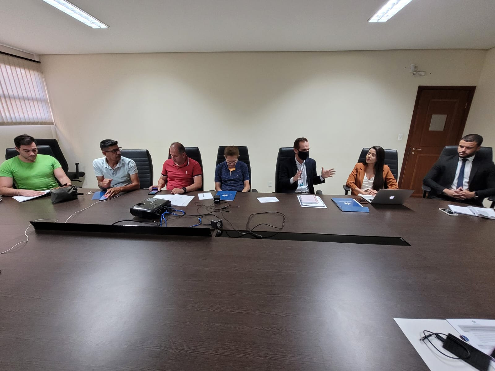 Imagem 5 da notícia: Vereadores se reúnem para debater a Política de Governança que será implementada na Câmara