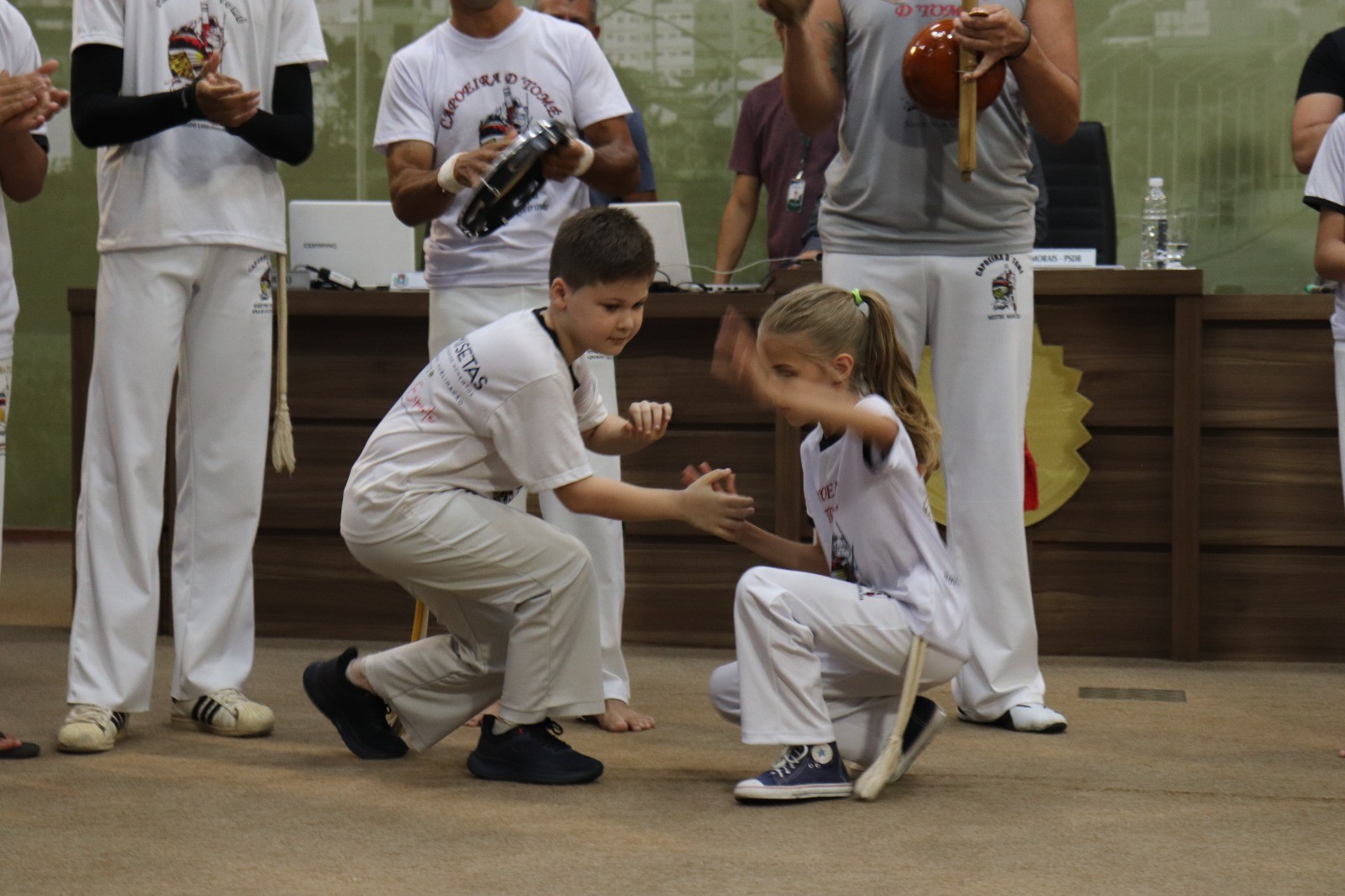 Imagem 3 da notícia: Grupo de capoeira é homenageado na Câmara