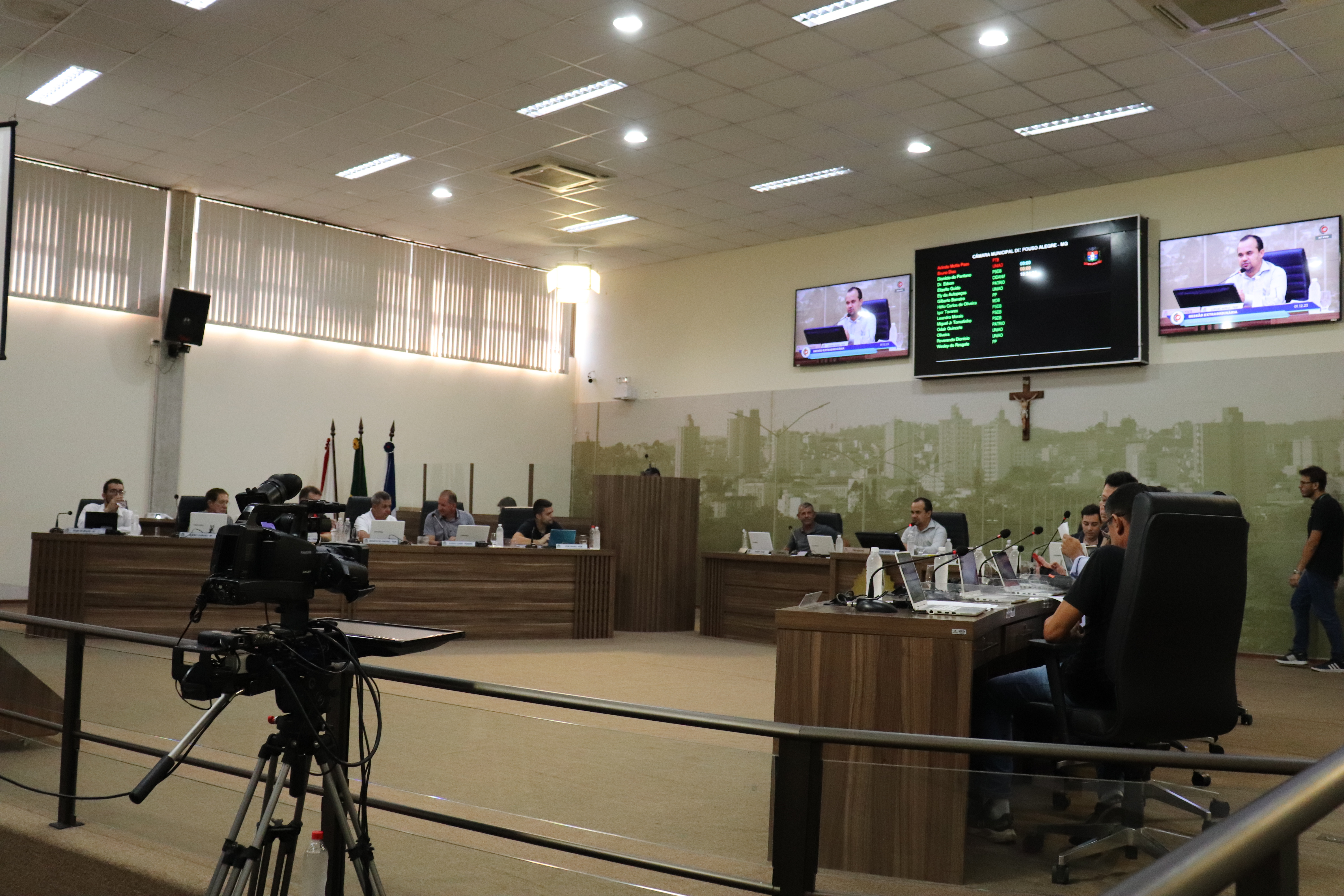 Imagem 1 da notícia: Câmara de Pouso Alegre aprova orçamento para 2024 em primeiro turno