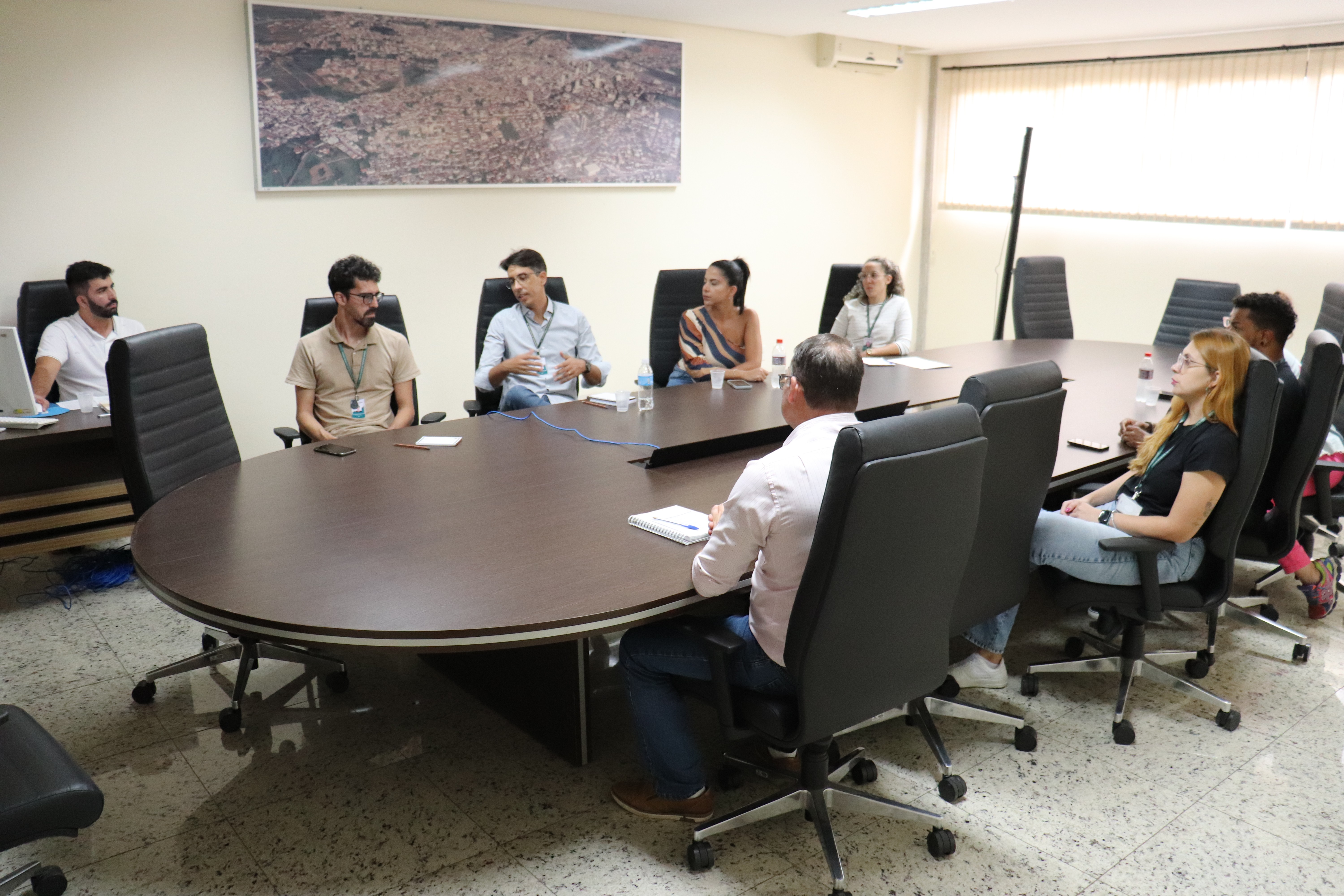 Imagem 2 da notícia: Secretaria Legislativa promove reunião para atualizar procedimento de elaboração de parecer