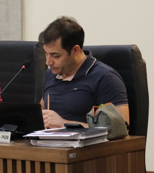 Imagem 1 da notícia: Após indicação de vereador, Executivo encaminha à Câmara PL que amplia carga horária dos Bioquímicos com aumento proporcional nos seus vencimentos