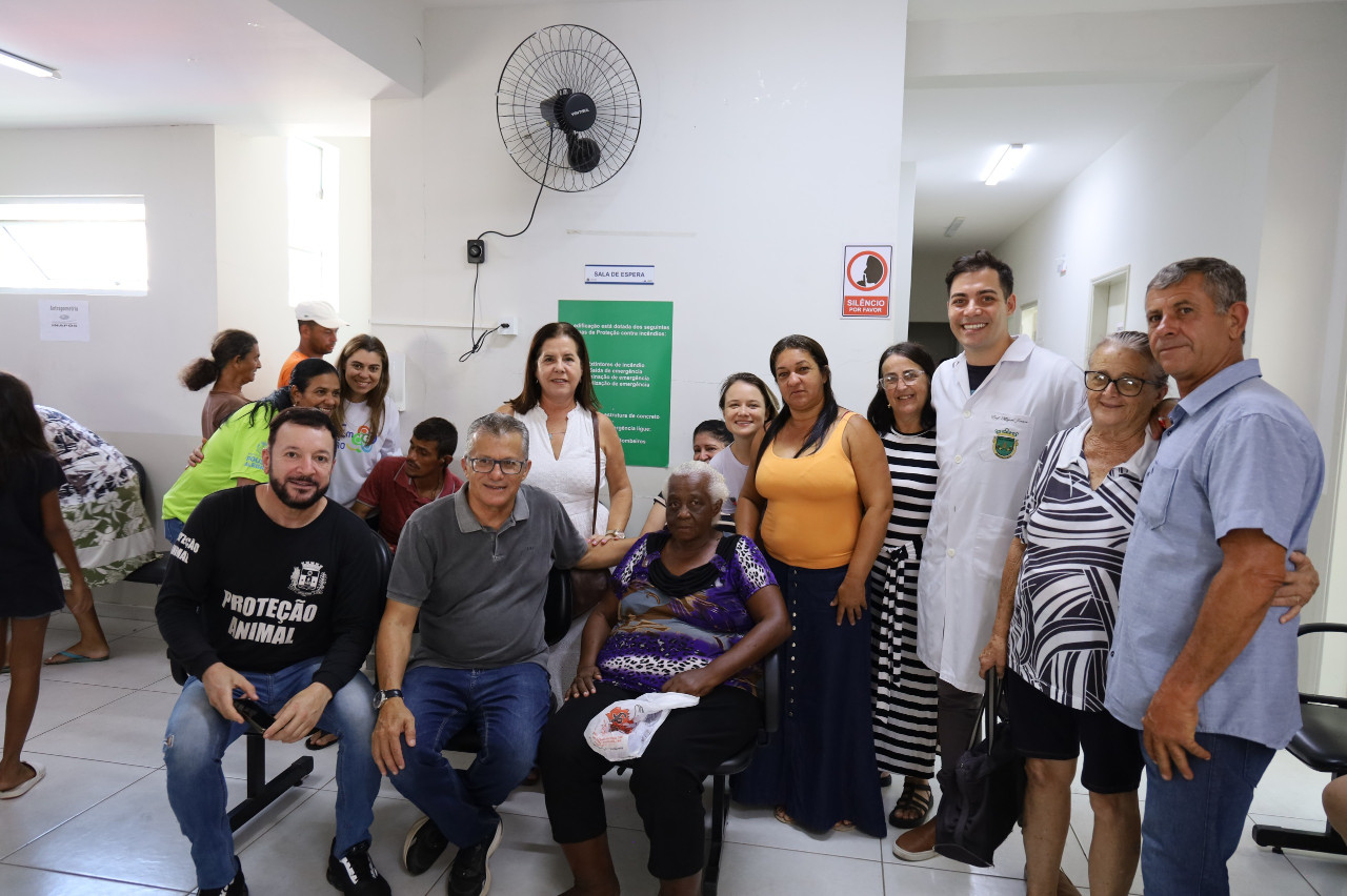 Imagem 6 da notícia: CAC da Câmara leva atendimento ao São Geraldo durante Ação em Saúde da Prefeitura