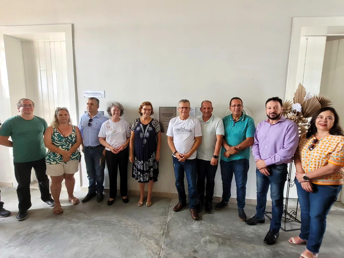 Imagem 1 da notícia: Vereadores acompanham inauguração da Casa do Artesanato