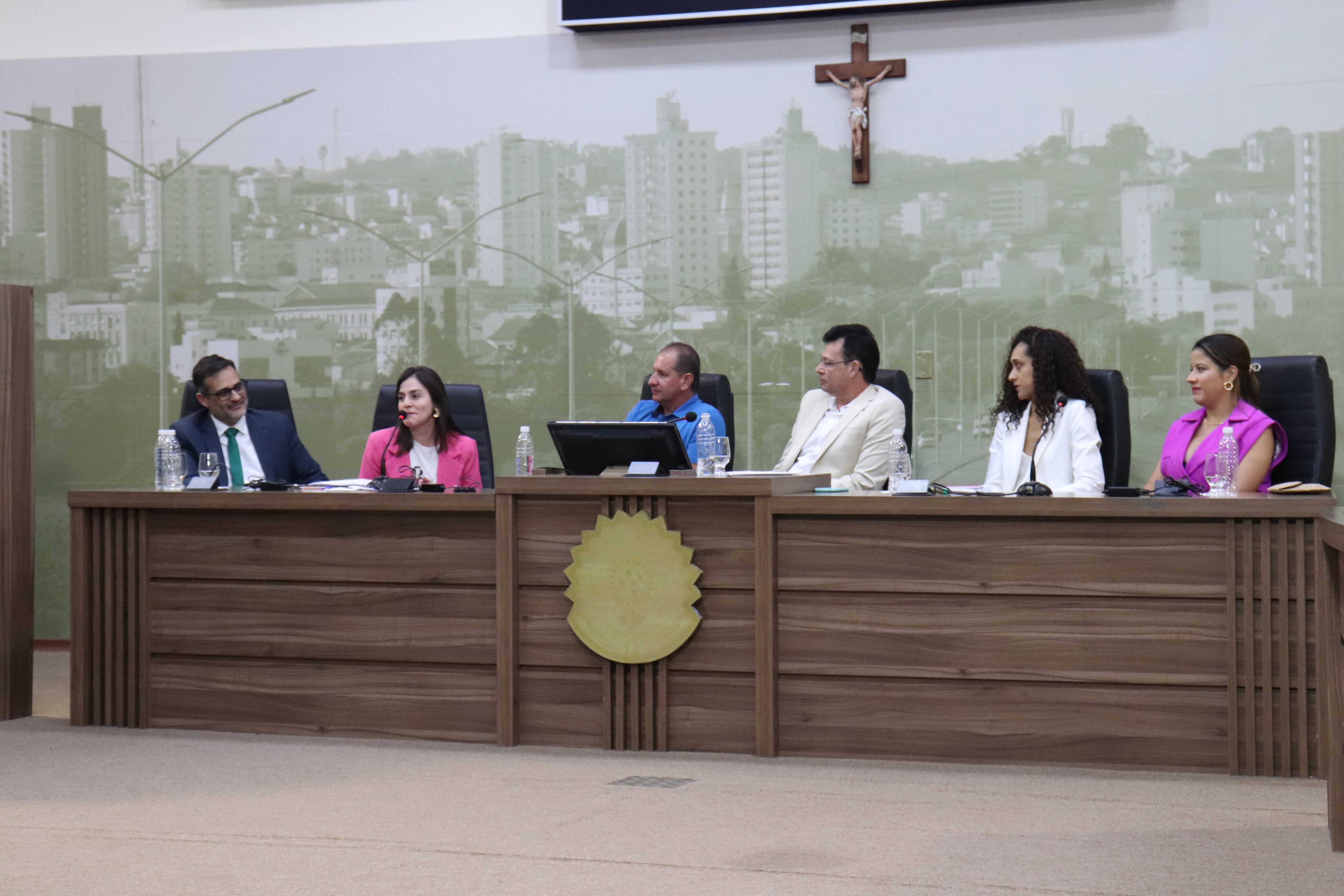 Imagem 1 da notícia: Câmara de Vereadores de Pouso Alegre recebe o 3º Simpósio Mulheres na Política