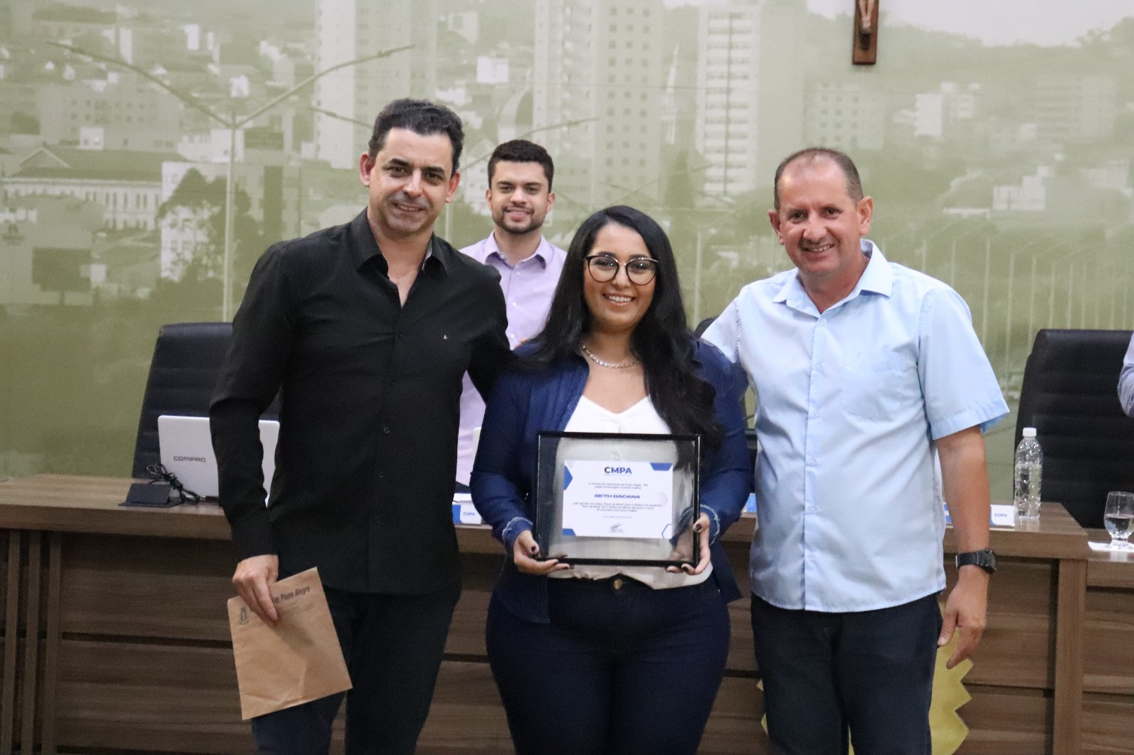 Imagem 1 da notícia: Banda musical "Beth Bacana" recebe homenagem na Câmara