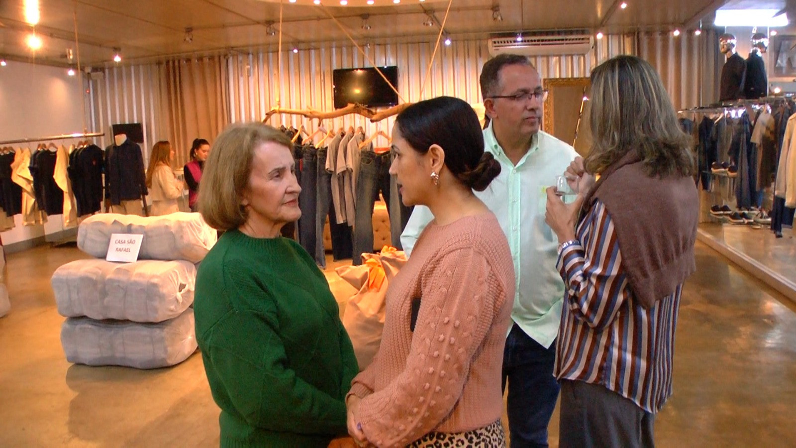 Imagem 3 da notícia: Vereador participa do encerramento da Campanha Maio Solidário