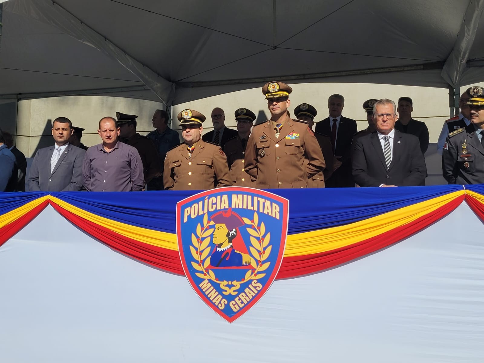 Imagem 1 da notícia: Presidente da Câmara participa da solenidade dos 249 anos da Polícia Militar
