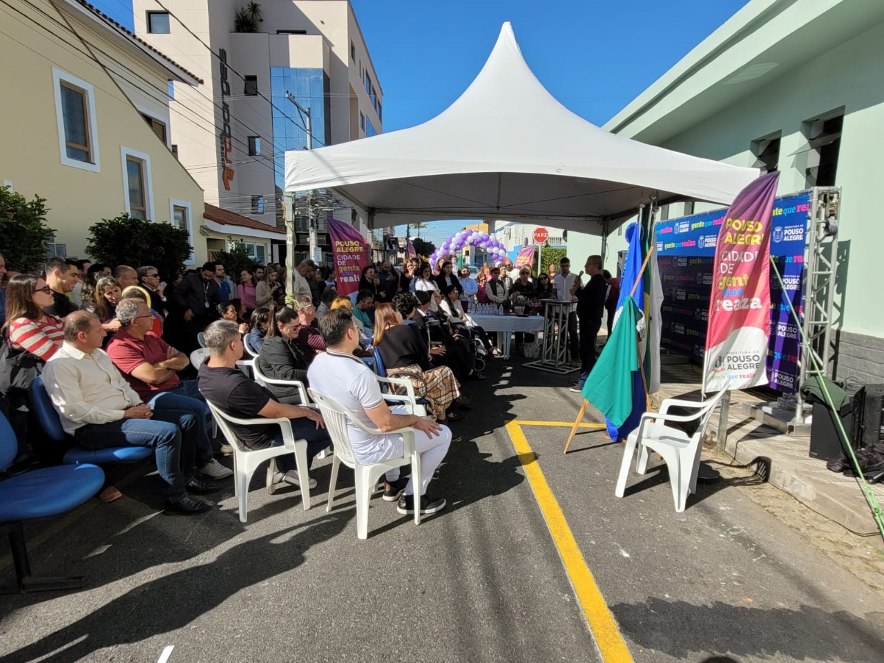 Imagem 3 da notícia: Vereadores participam de cerimônia de entrega do Centro de Saúde Dr. Eduardo Ribeiro de Magalhães