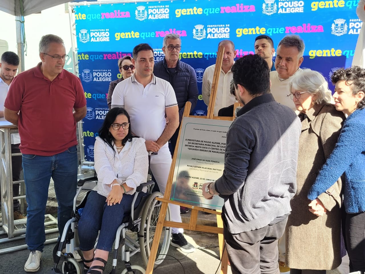 Imagem 1 da notícia: Vereadores participam de cerimônia de entrega do Centro de Saúde Dr. Eduardo Ribeiro de Magalhães