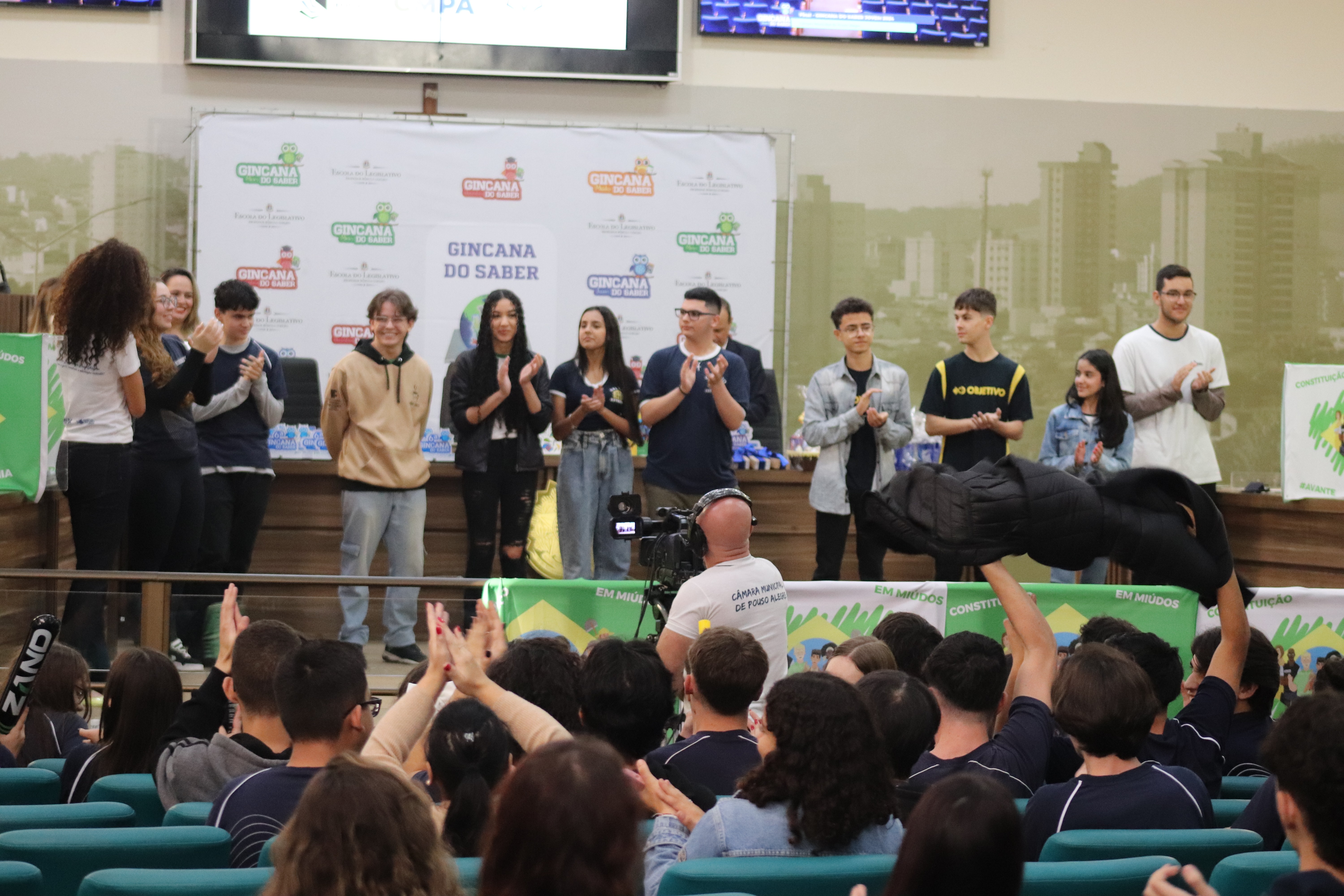 Imagem 1 da notícia: Aprendizado e empenho dos estudantes marcam a grande final da Gincana do Saber Jovem