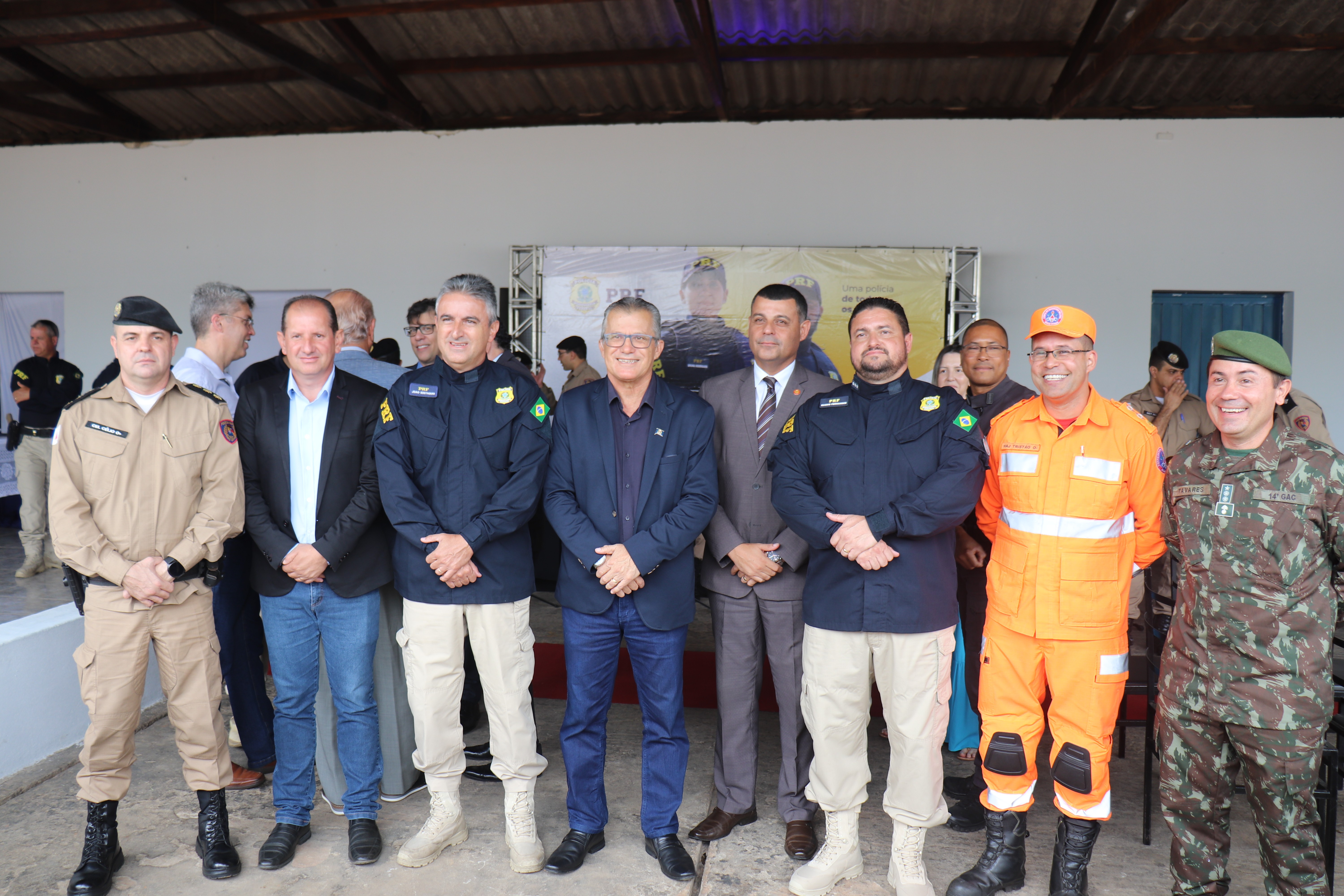 Imagem 3 da notícia: Presidente da Câmara participa de inauguração de nova sede administrativa da PRF