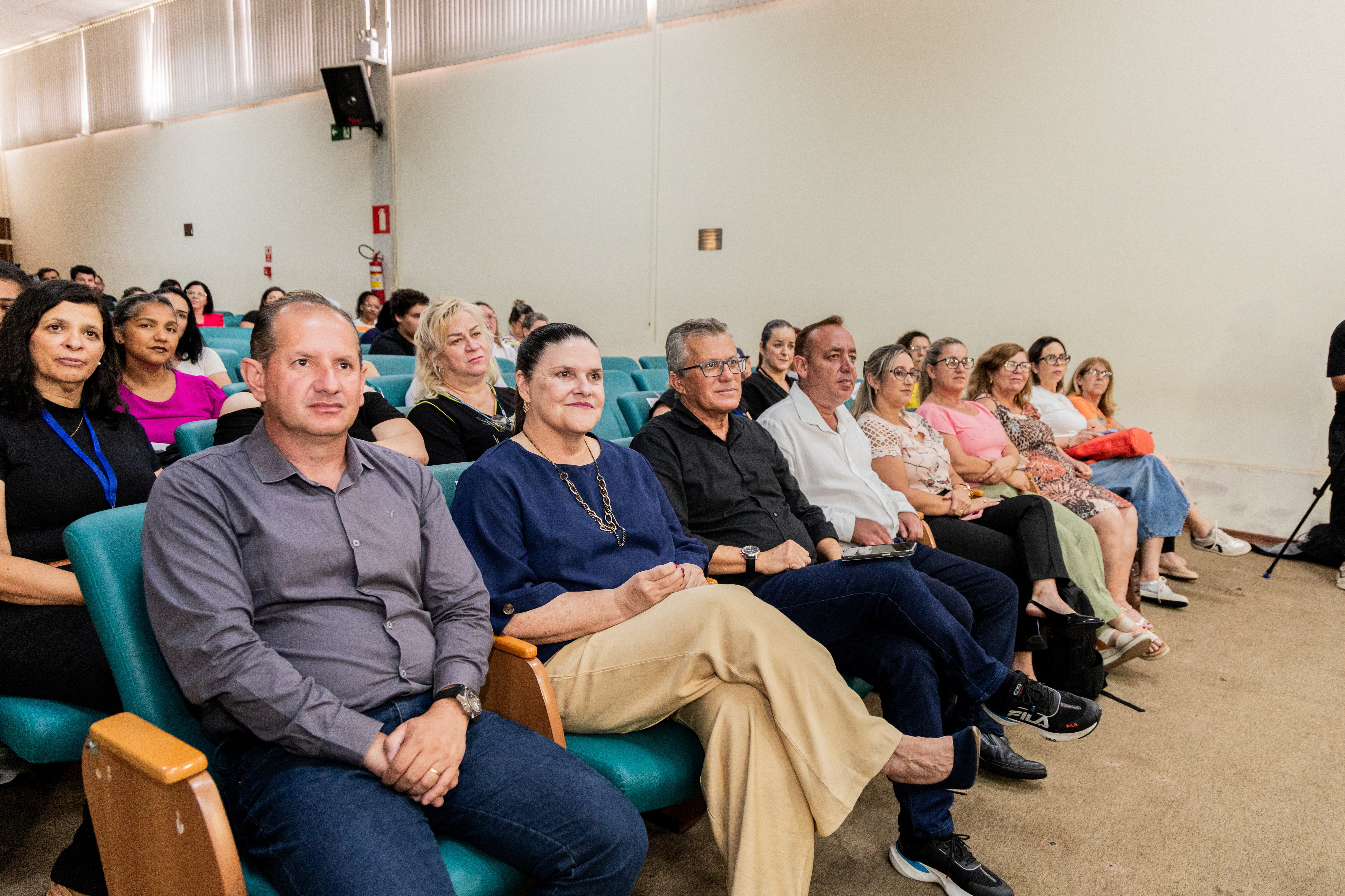 Imagem 1 da notícia: Presidente da Câmara prestigia encerramento do projeto Escola de Pais 2024