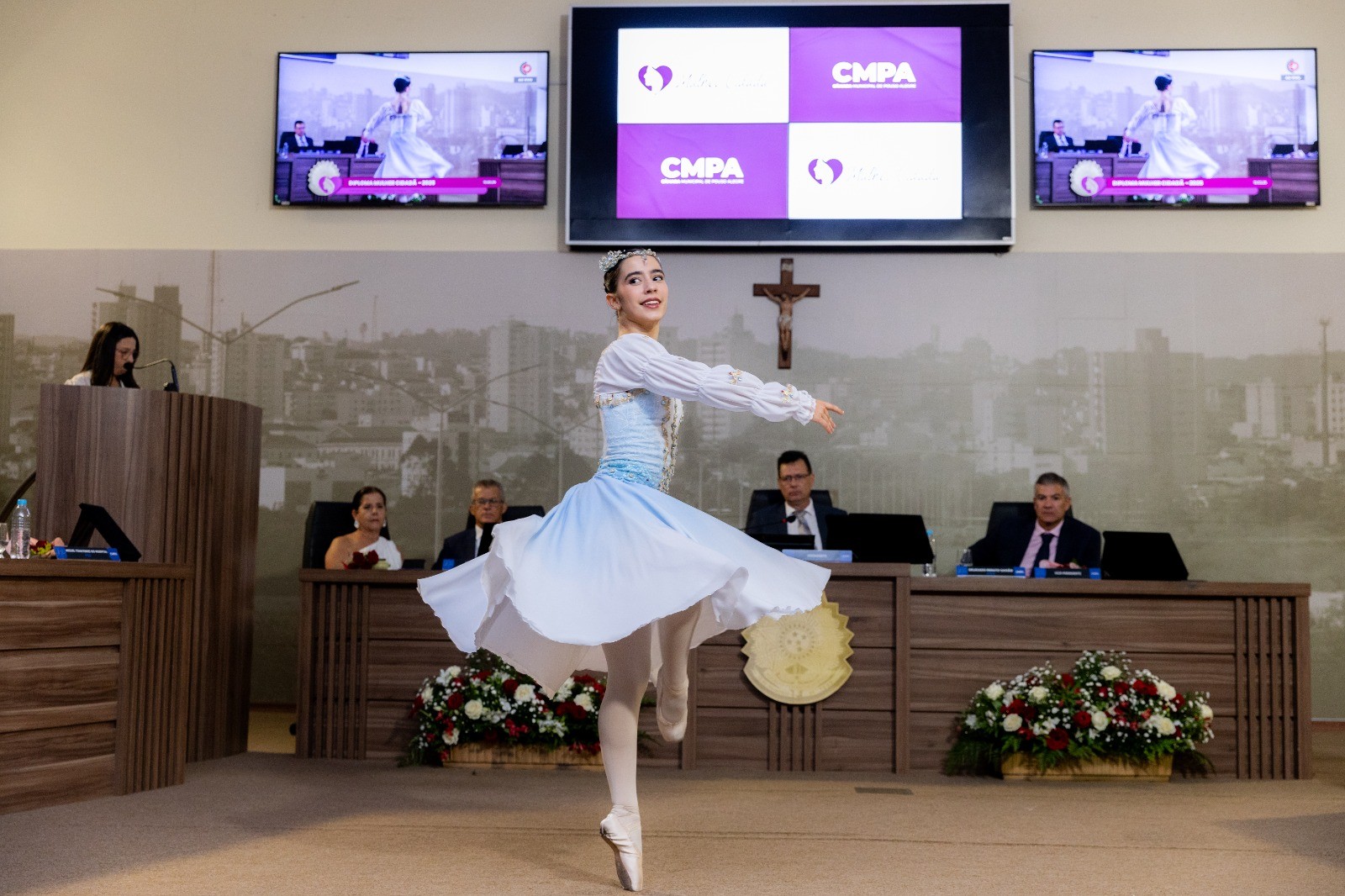 Imagem 2 da notícia: Câmara realiza cerimônia de entrega do Diploma Mulher-Cidadã