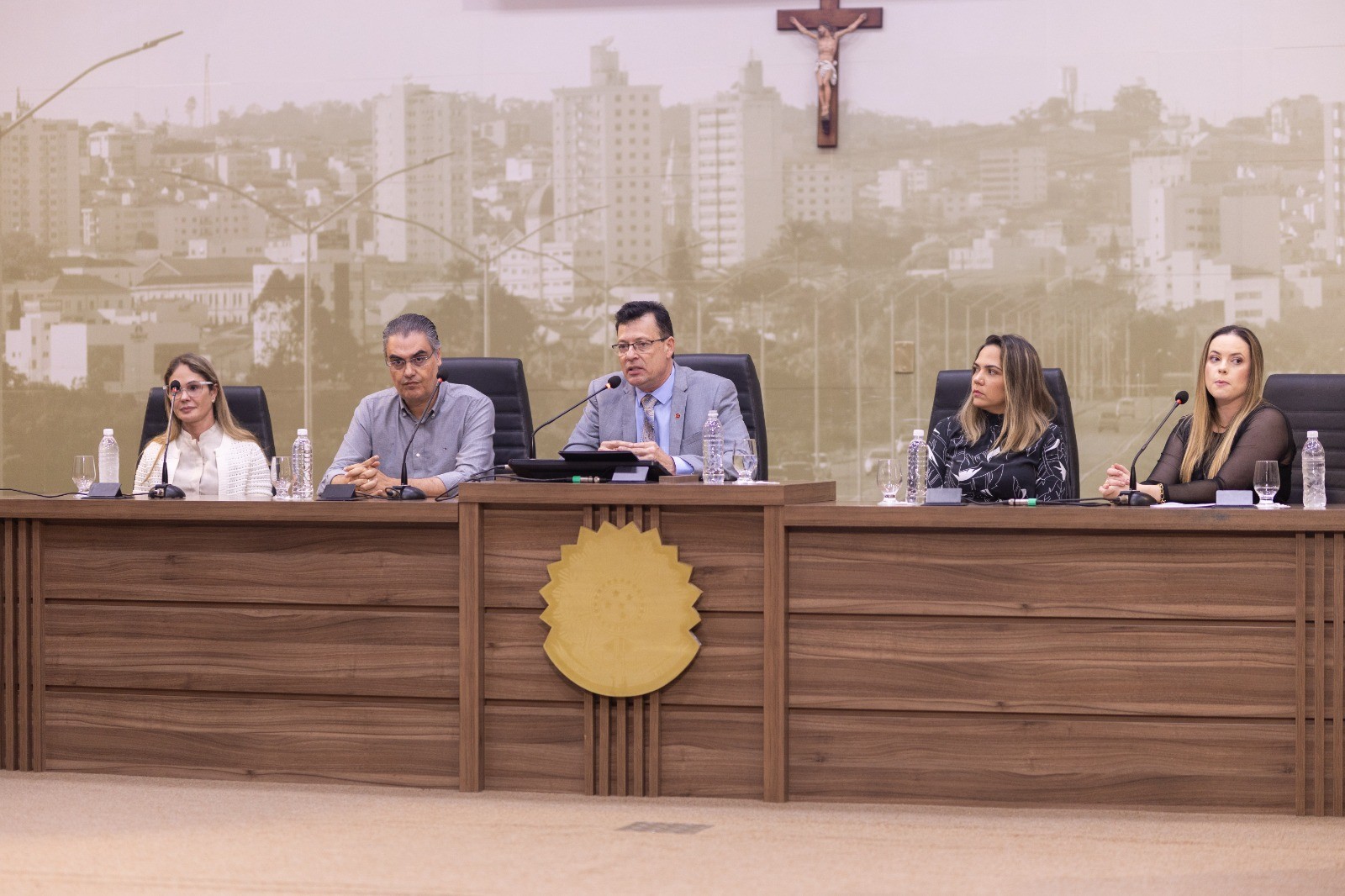 Imagem 1 da notícia: Segundo dia do 4º Simpósio Mulheres na Política debate desafios e conquistas femininas-